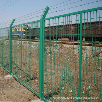 Powder PVC coated welded mesh fence